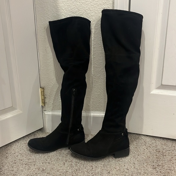 Black Thigh High Suede Boots - Picture 2 of 6